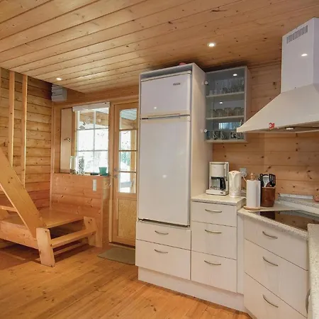 2 Bedroom Beach Front Home In Hadsund Holiday home
